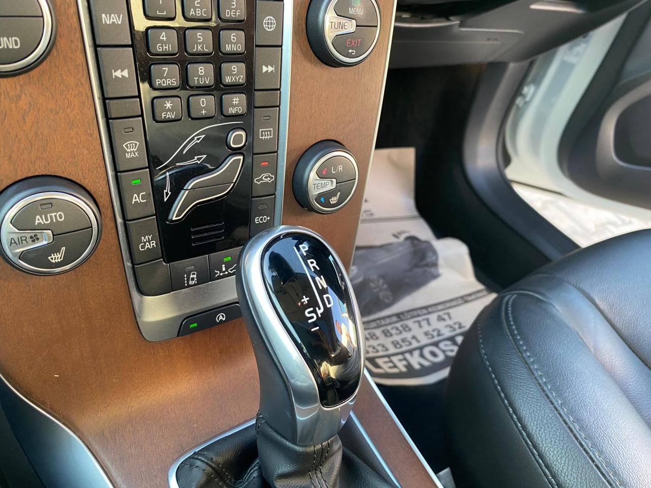 Volvo V40 - fotoğraf 5
