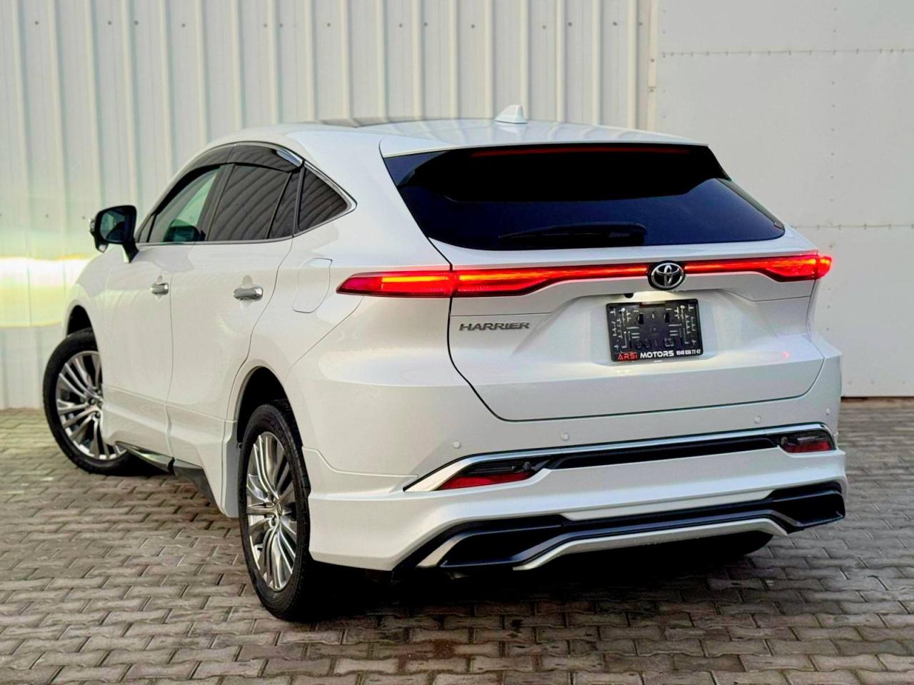 Toyota Harrier - fotoğraf 6