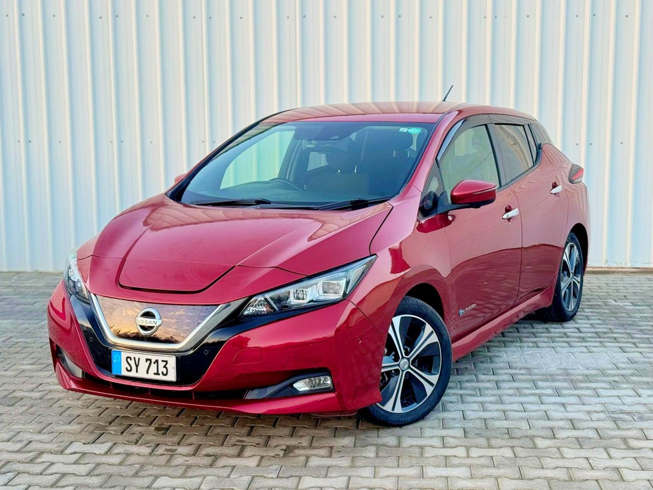 Nissan Leaf - fotoğraf 2