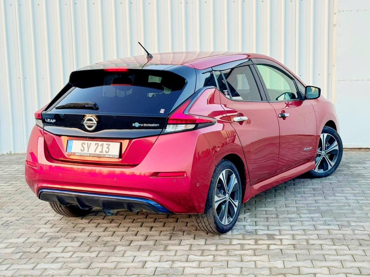 Nissan Leaf - fotoğraf 4
