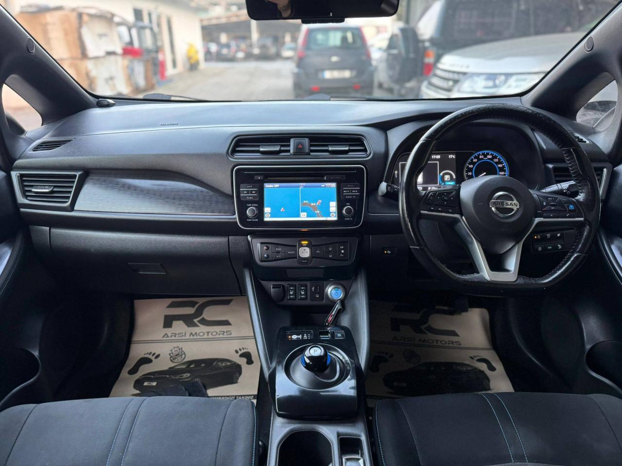 Nissan Leaf - fotoğraf 9