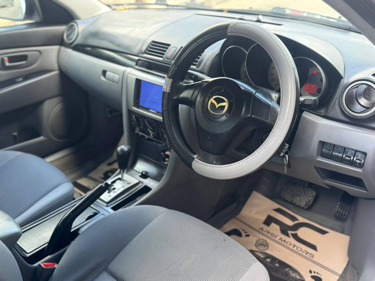 Mazda Axela - fotoğraf 3
