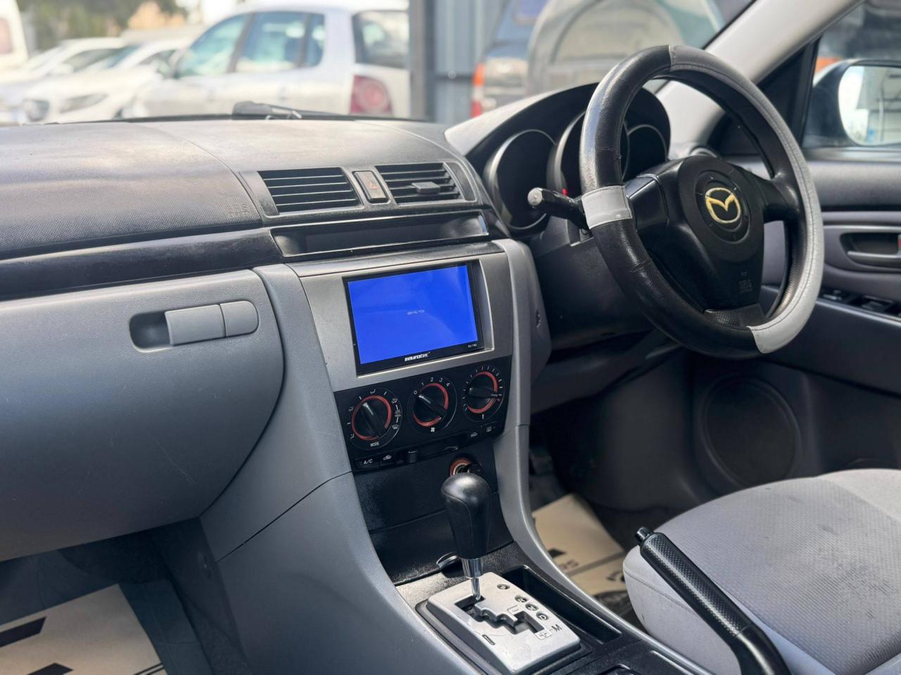 Mazda Axela - fotoğraf 4