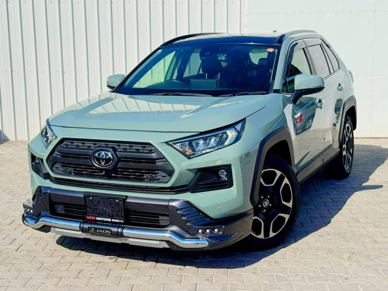 Toyota RAV4 - fotoğraf 2