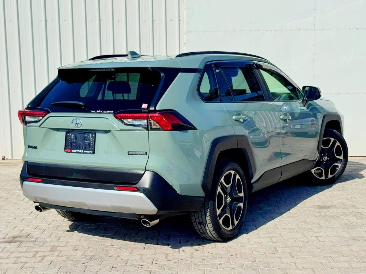 Toyota RAV4 - fotoğraf 3