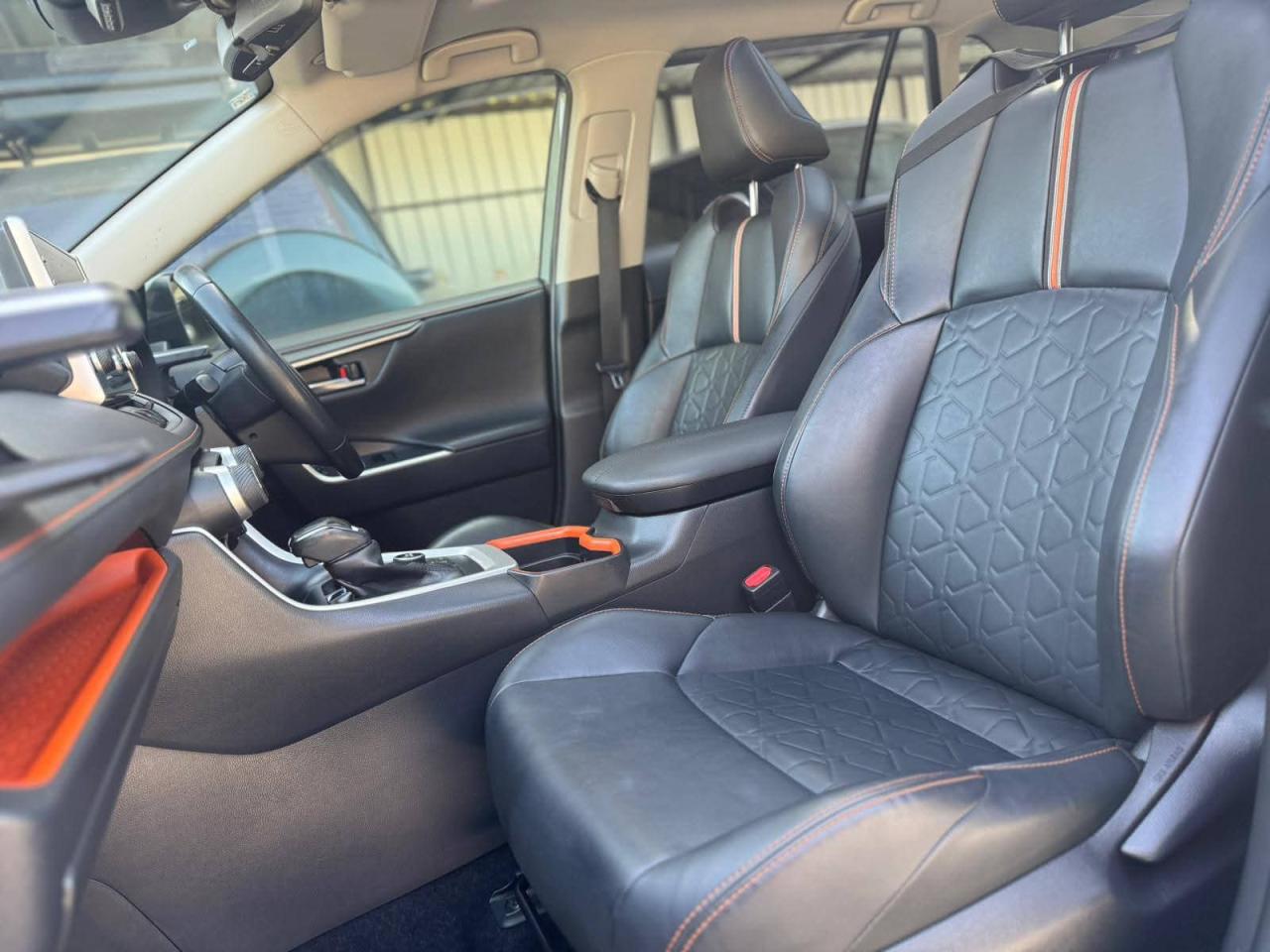 Toyota RAV4 - fotoğraf 6