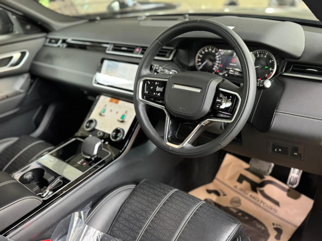 Land Rover Range Rover Velar - fotoğraf 9