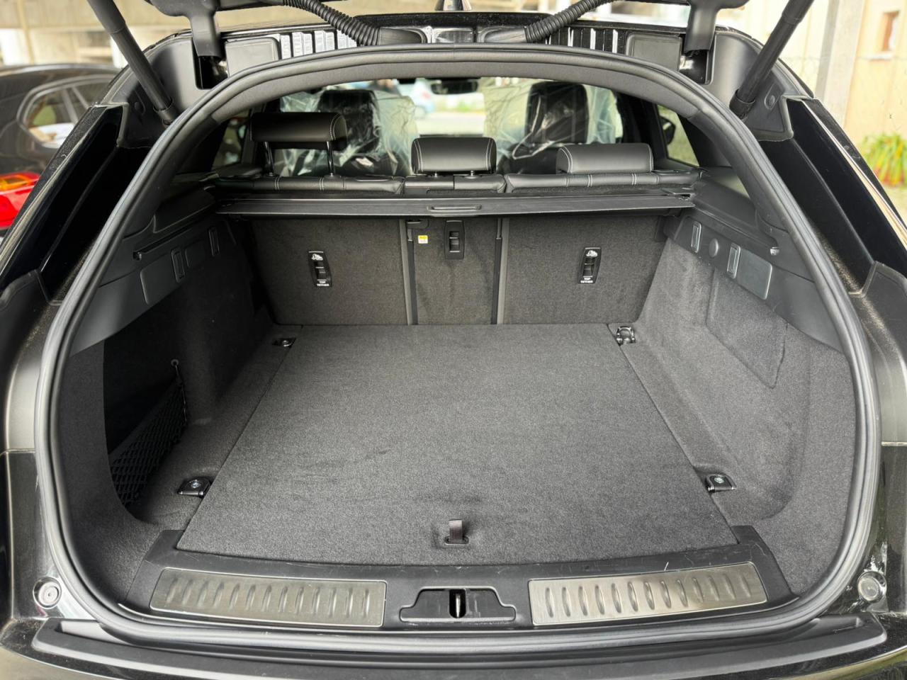 Land Rover Range Rover Velar - fotoğraf 3