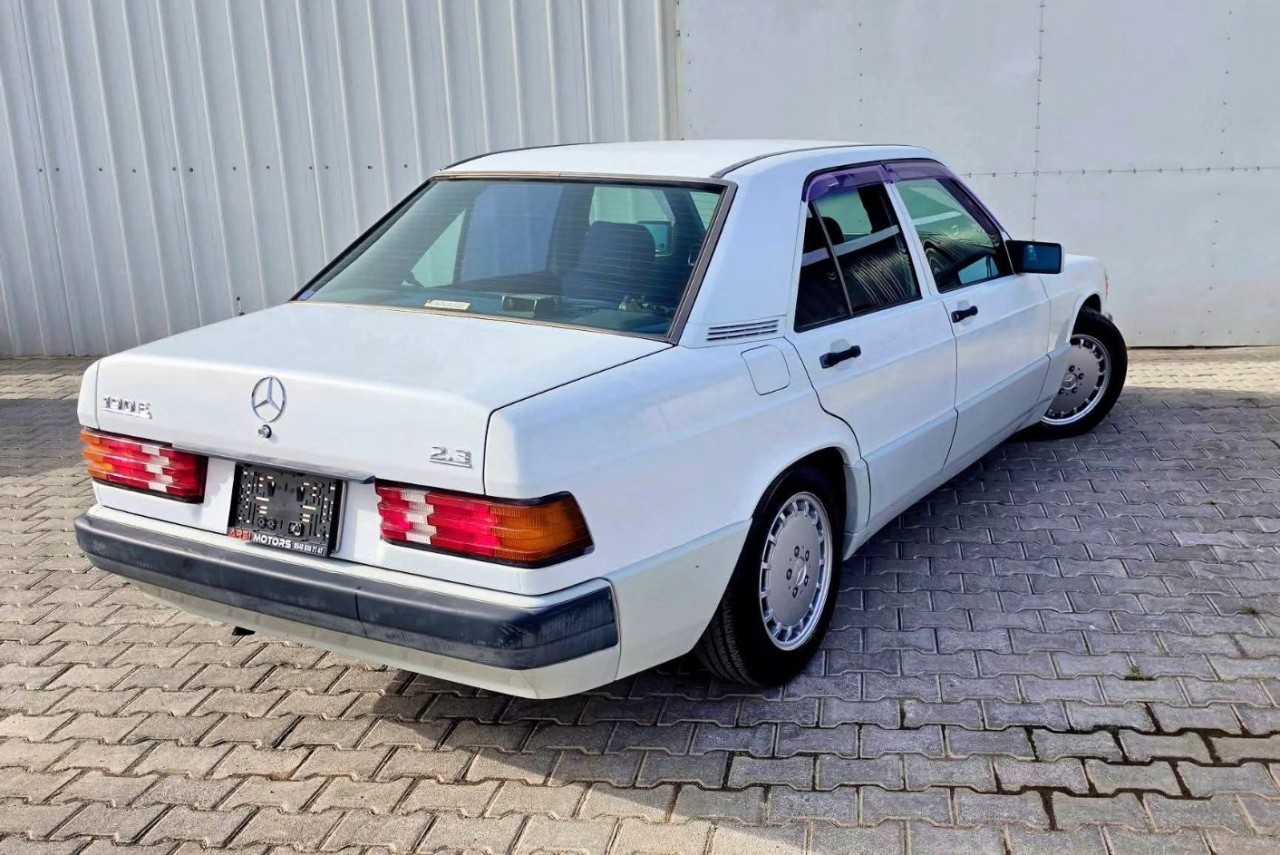 Mercedes-Benz 190 - fotoğraf 5