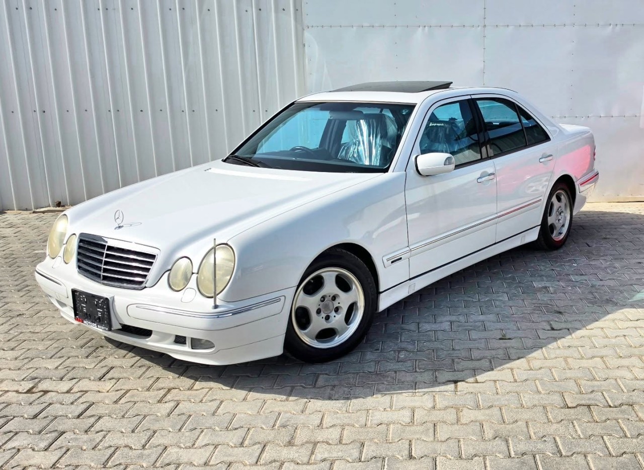 Mercedes-Benz E Serisi - fotoğraf 2
