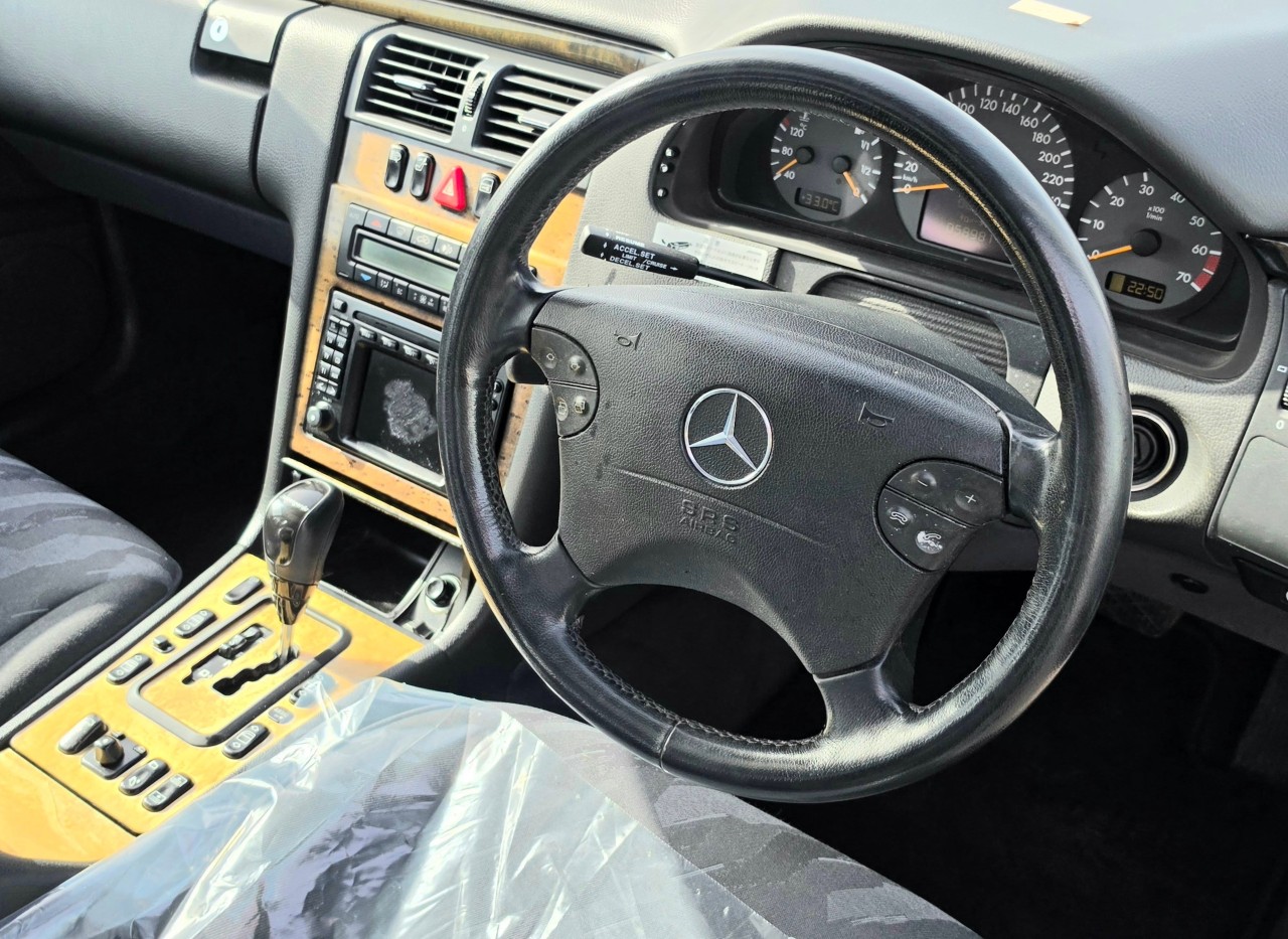 Mercedes-Benz E Serisi - fotoğraf 6