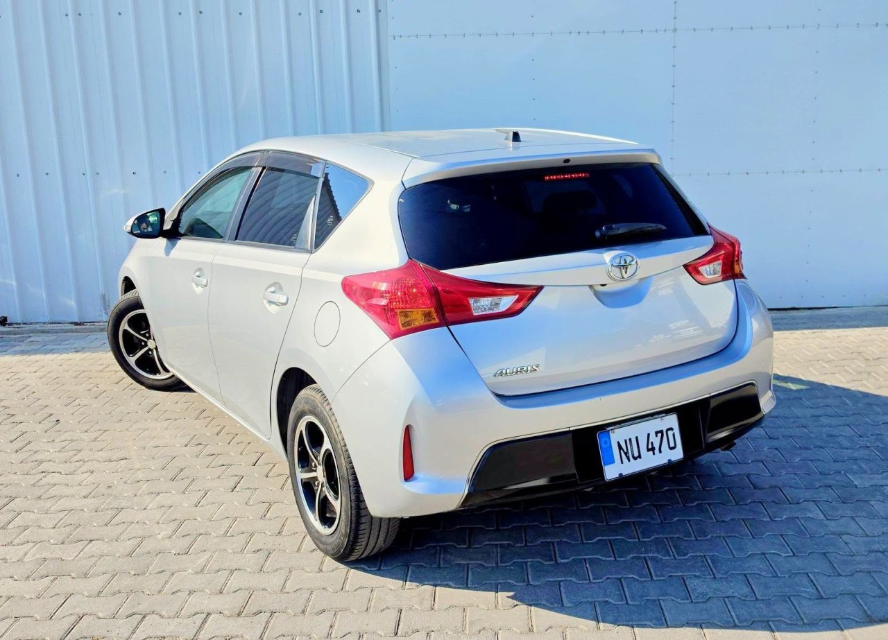Toyota Auris - fotoğraf 5