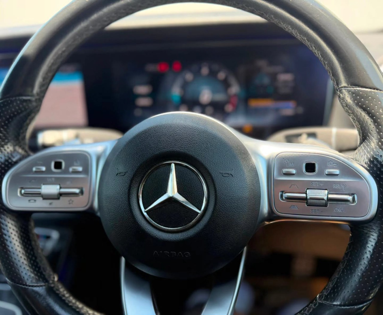 Mercedes-Benz E Serisi - fotoğraf 6
