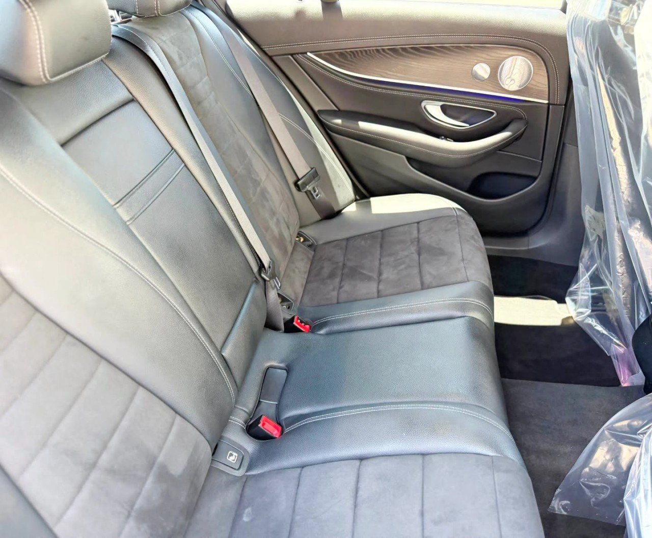 Mercedes-Benz E Serisi - fotoğraf 9