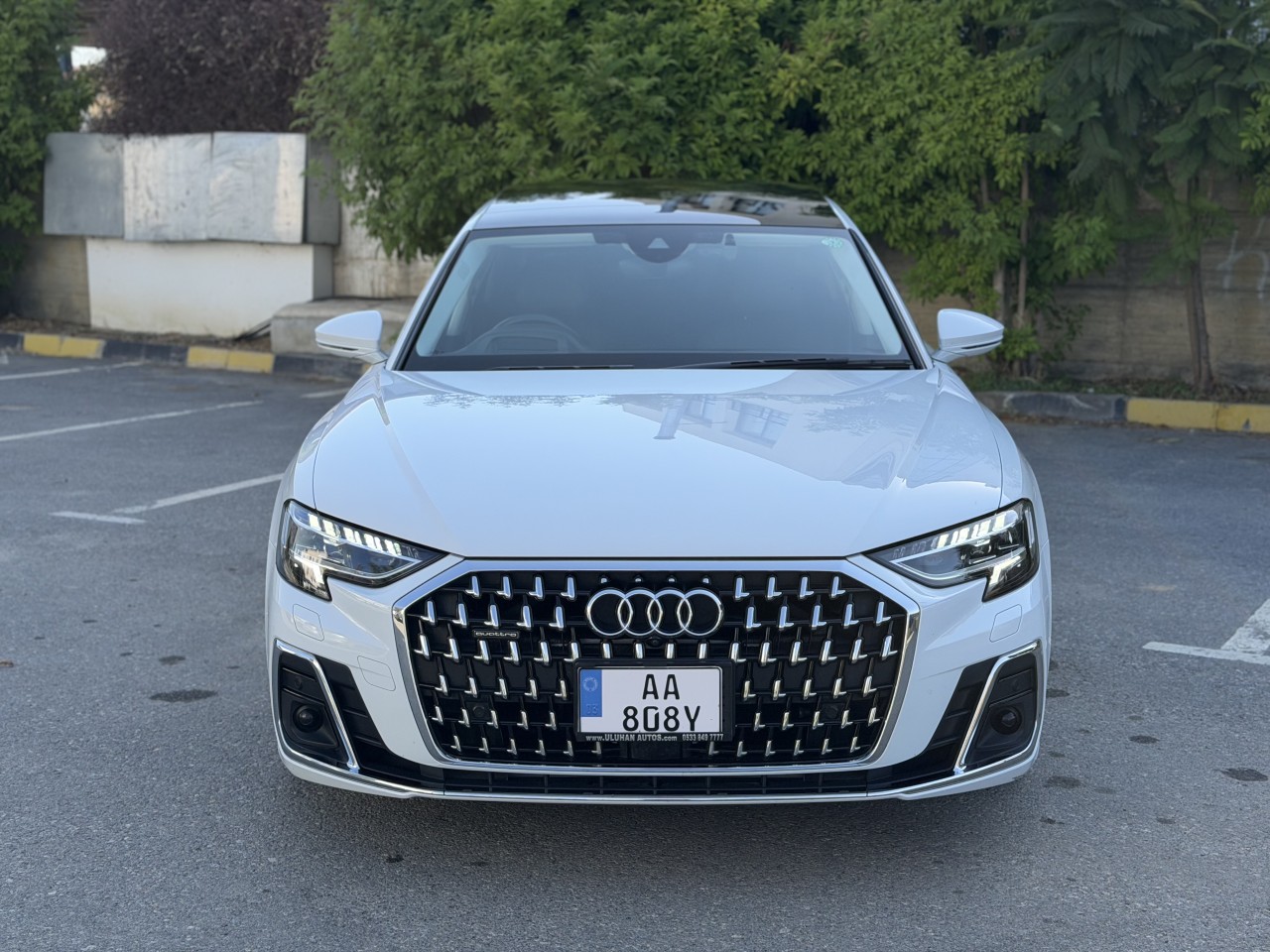 Audi A8 - fotoğraf 2