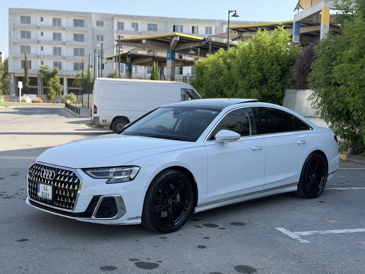 Audi A8 - fotoğraf 3