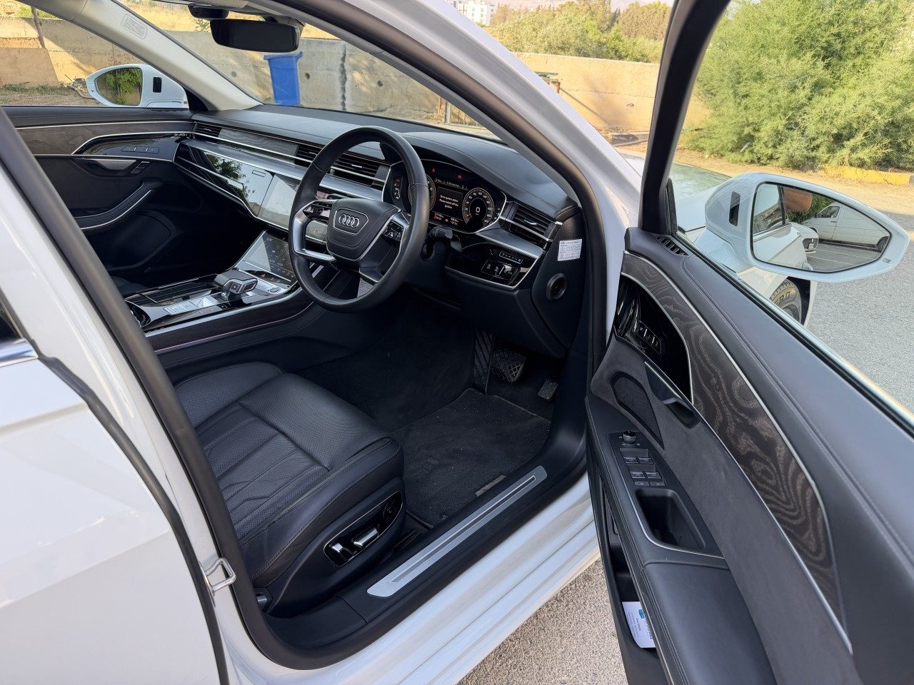 Audi A8 - fotoğraf 7