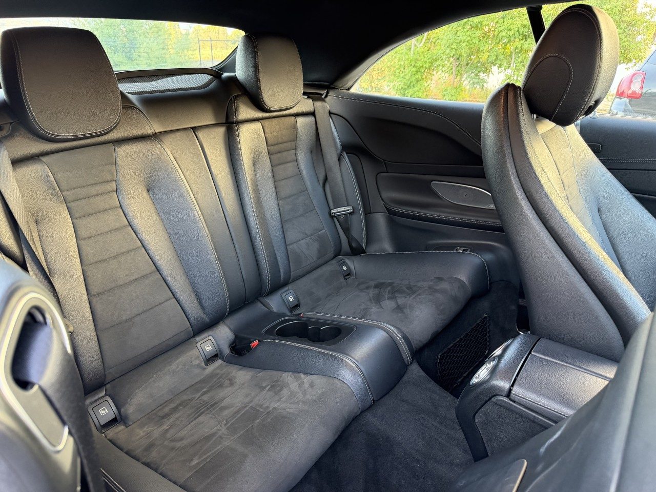 Mercedes-Benz E Serisi - fotoğraf 10