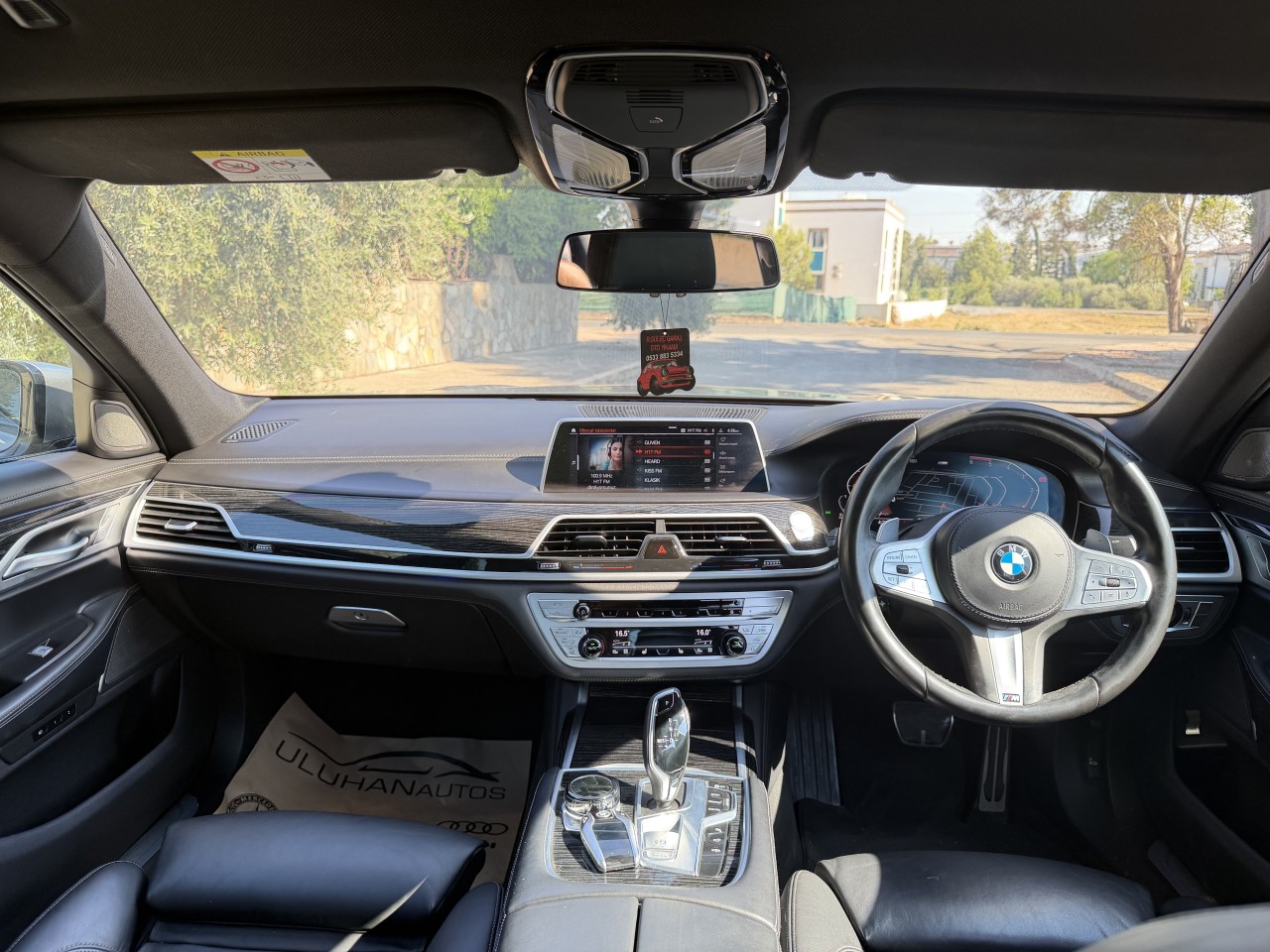 BMW 7 Serisi - fotoğraf 9