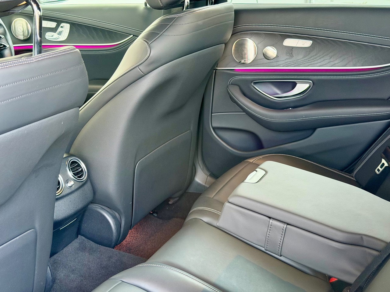 Mercedes-Benz E Serisi - fotoğraf 8