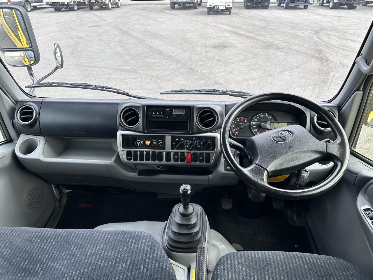 Toyota Kamyonet - fotoğraf 2