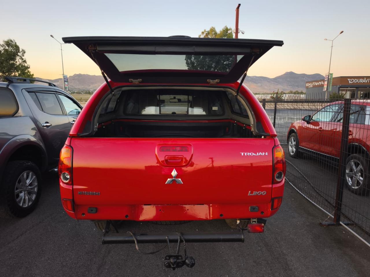 Mitsubishi L 200 - fotoğraf 3