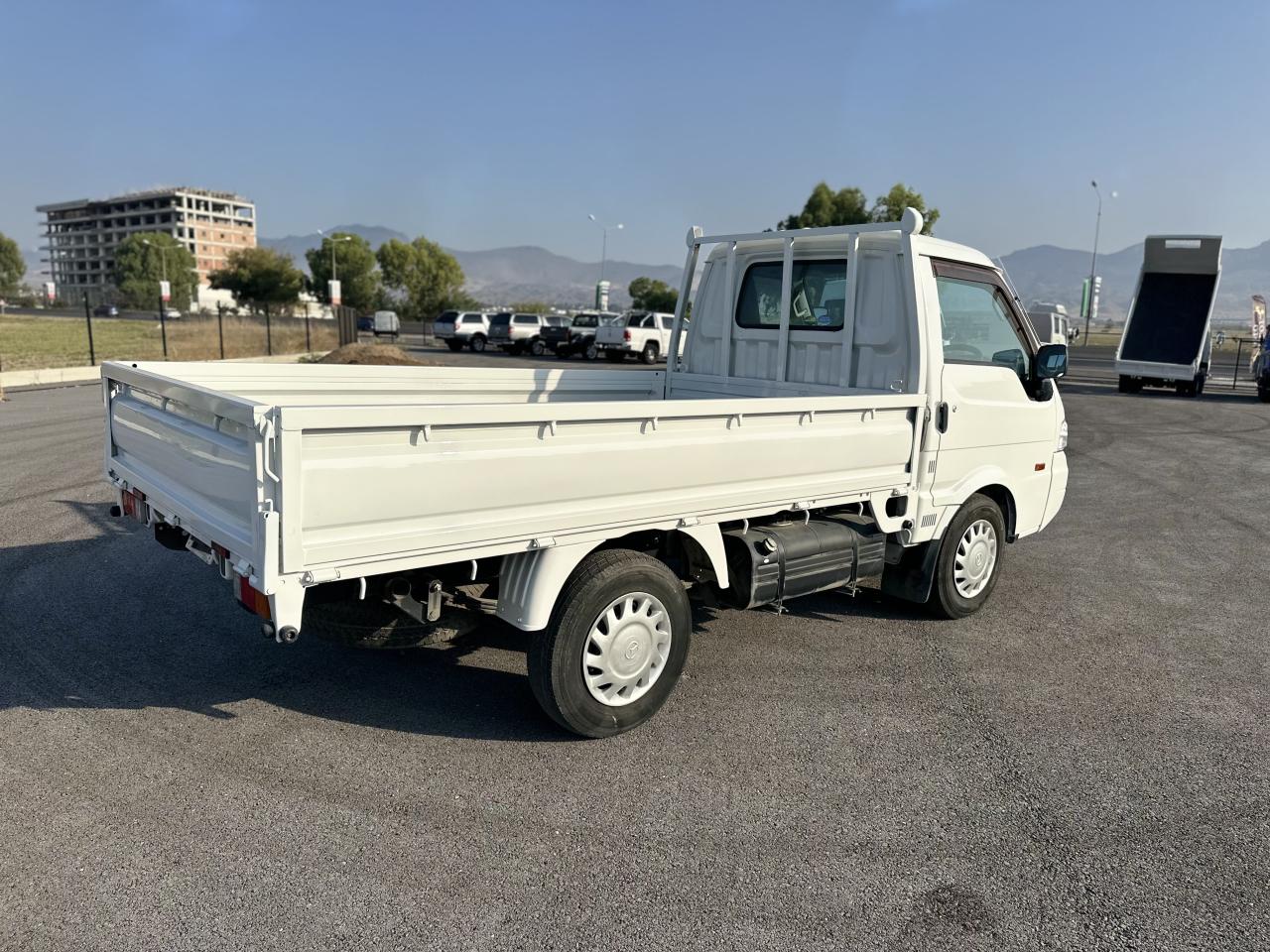 Mazda Kamyonet - fotoğraf 3