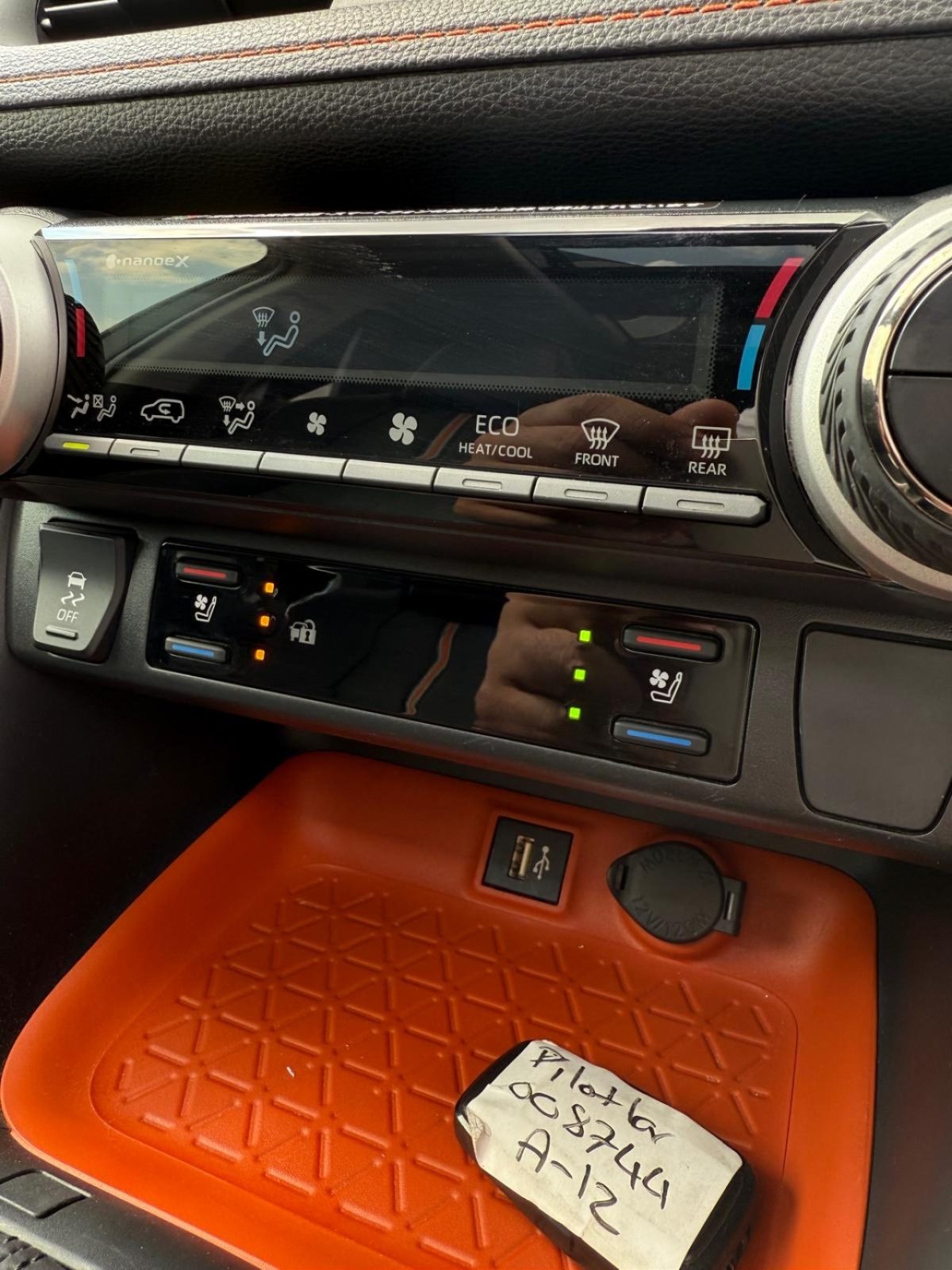 Toyota RAV4 - fotoğraf 4