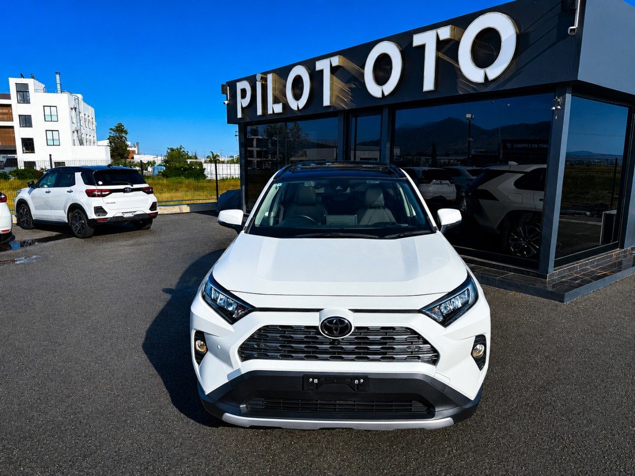 Toyota RAV4 - fotoğraf 4