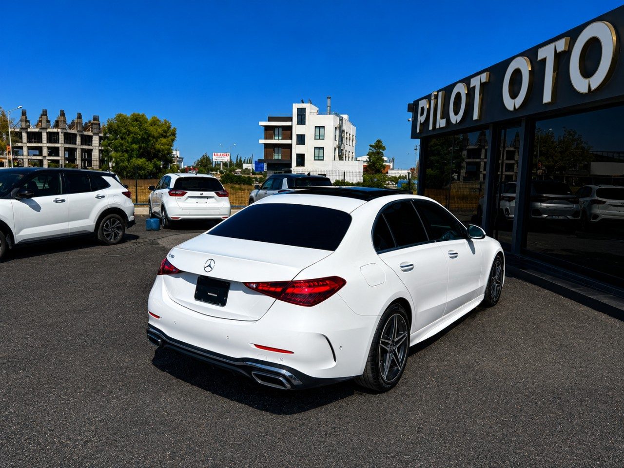 Mercedes-Benz C Serisi - fotoğraf 5