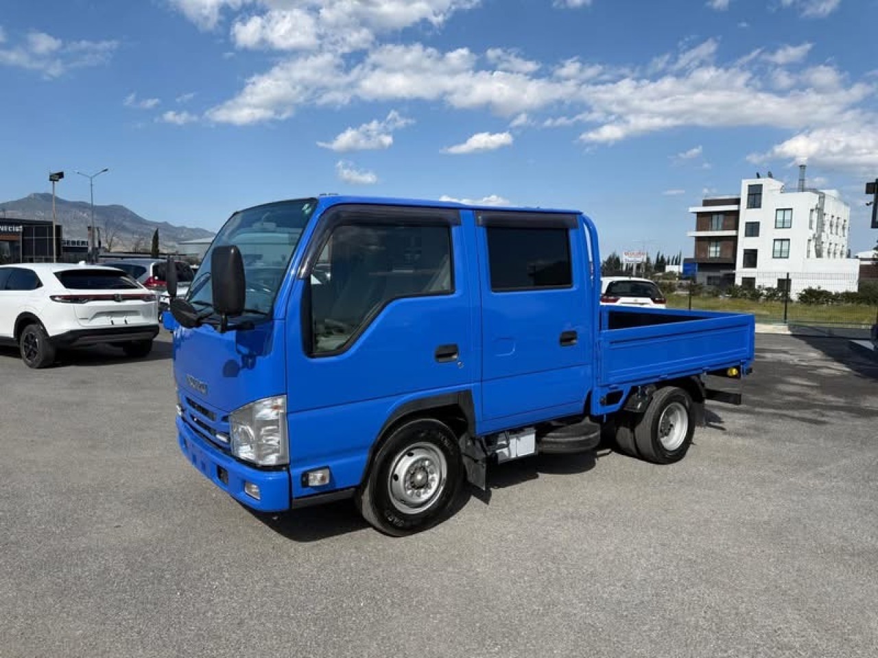 Isuzu Kamyonet - fotoğraf 2
