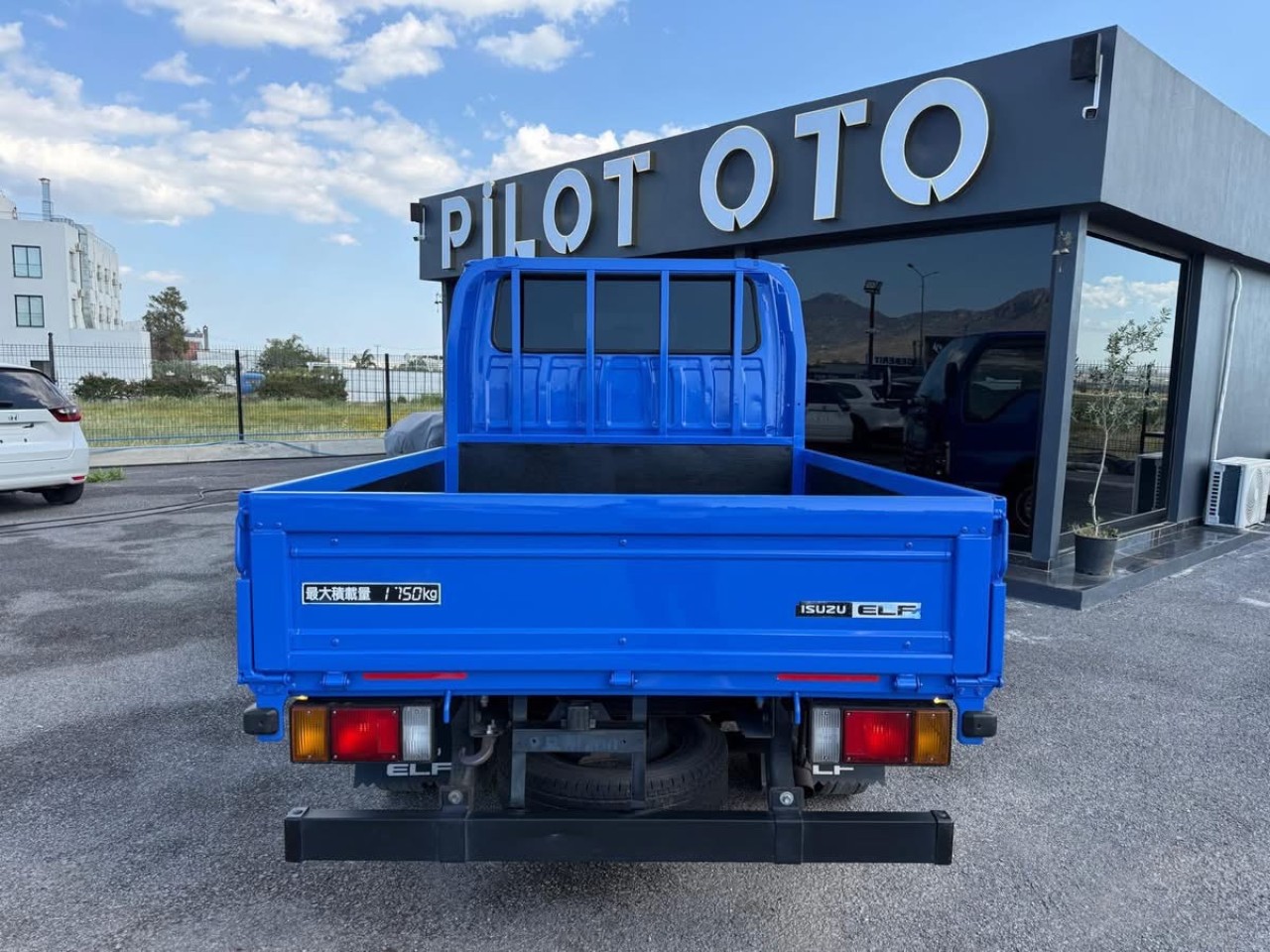 Isuzu Kamyonet - fotoğraf 7