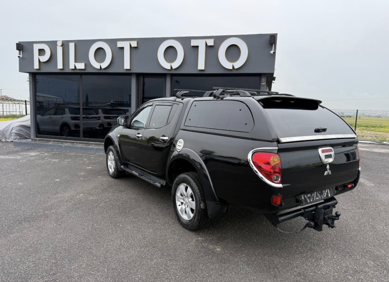 Mitsubishi L 200 - fotoğraf 7