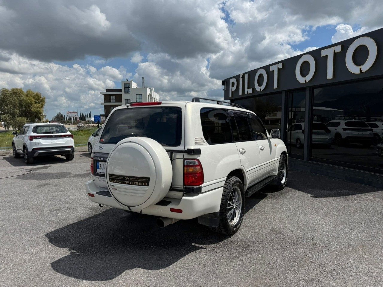 Toyota Land Cruiser - fotoğraf 4
