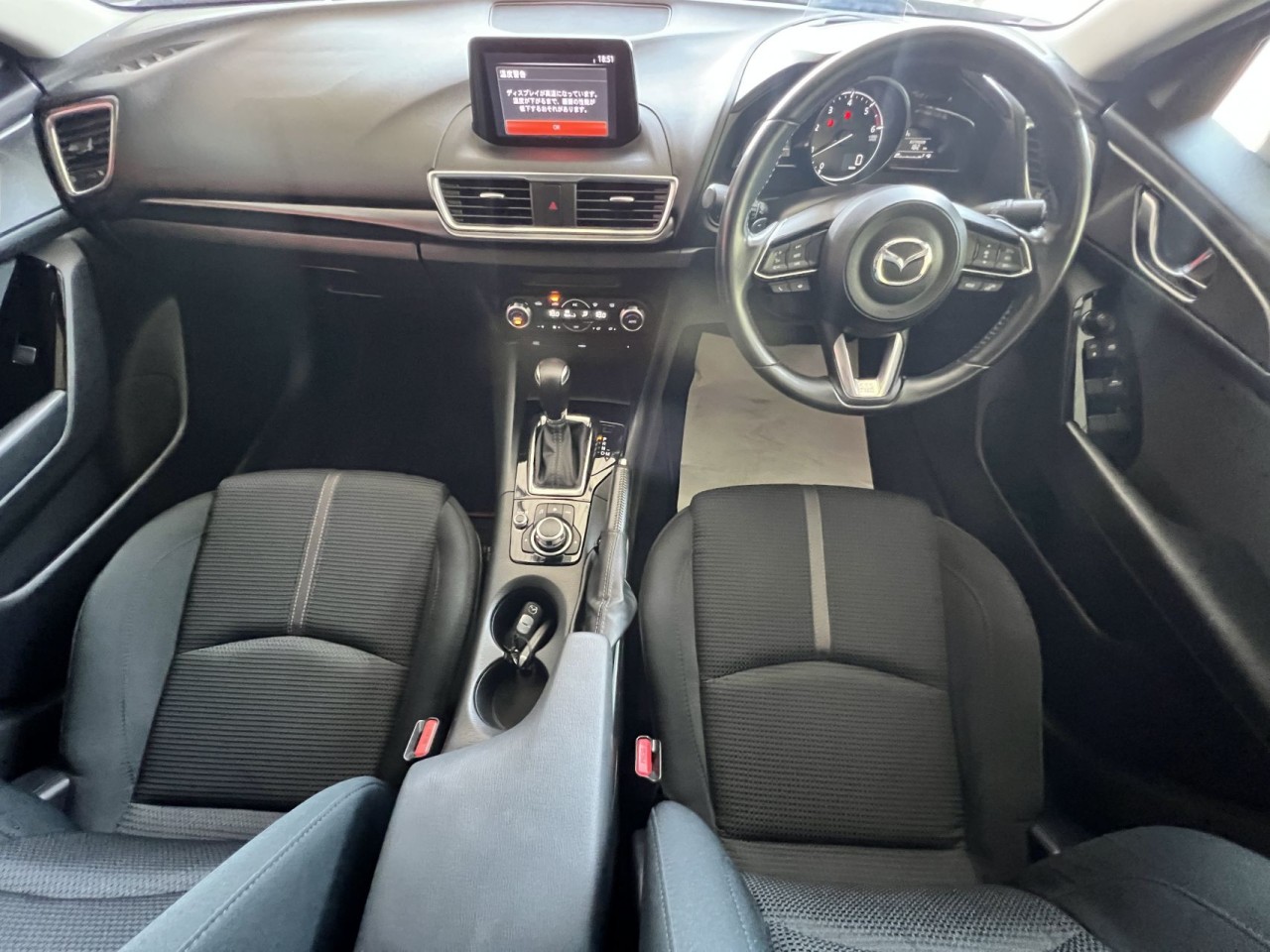 Mazda Axela - fotoğraf 2