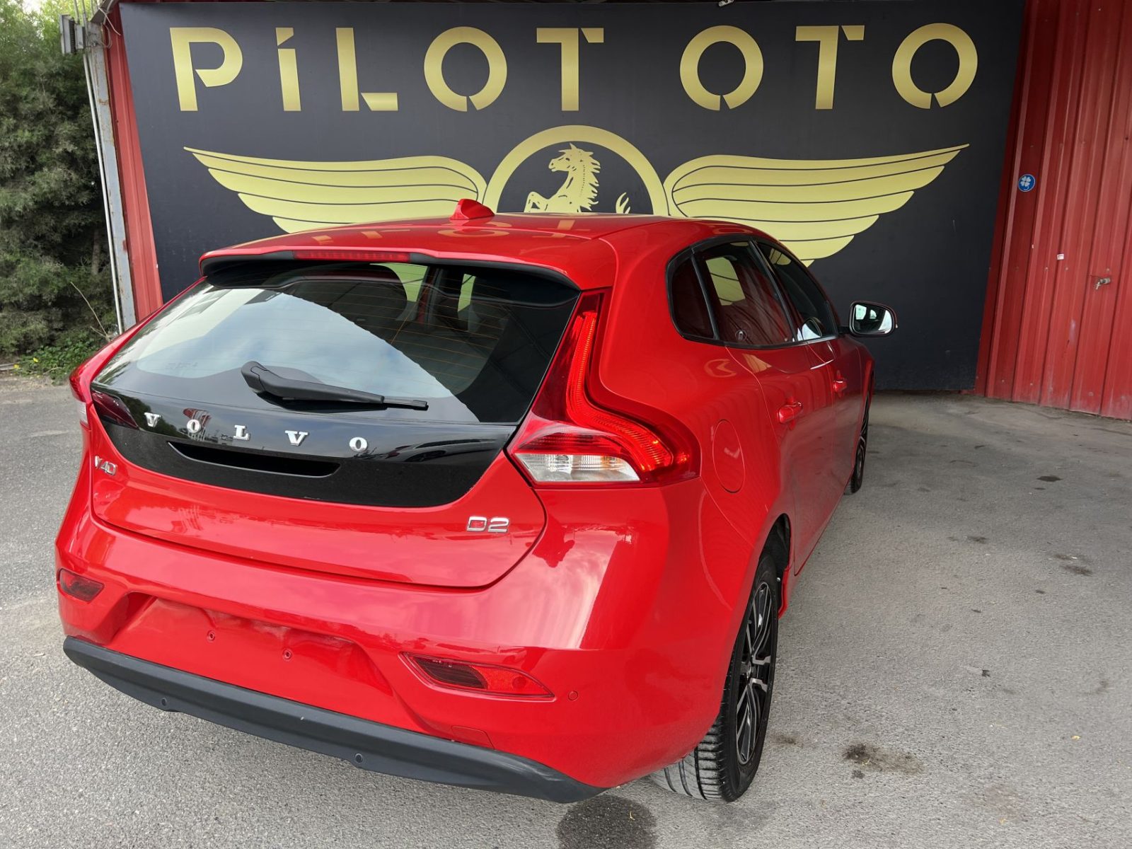 Volvo V40 - fotoğraf 3