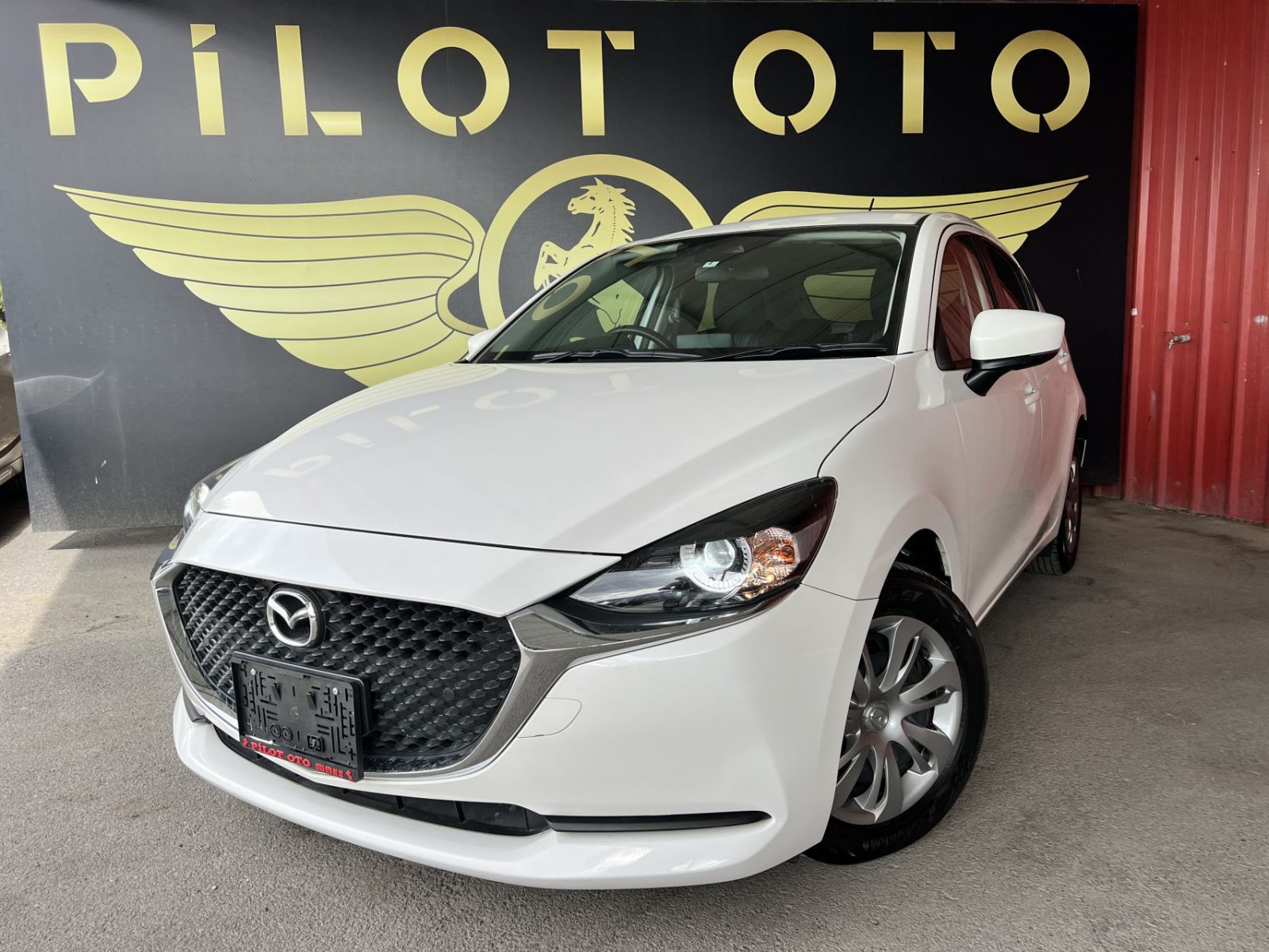 Mazda 2 - fotoğraf 3