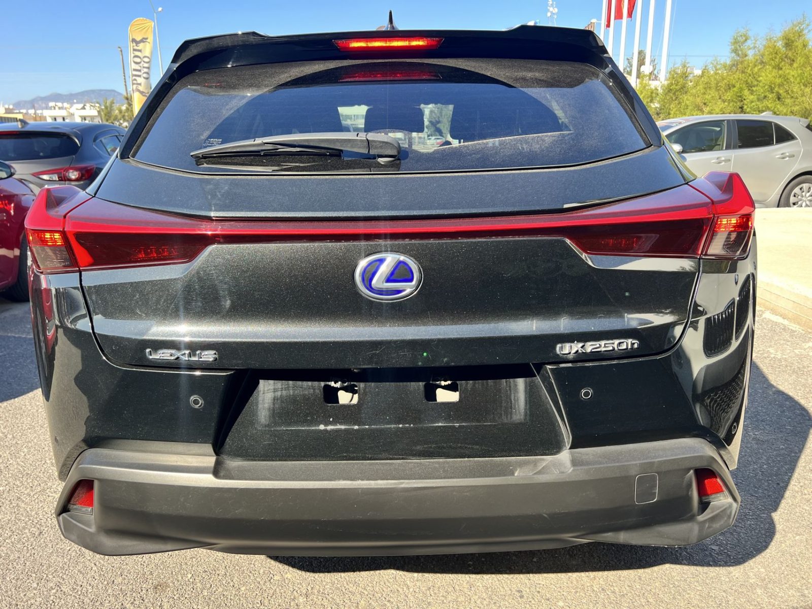Lexus Ux - fotoğraf 3