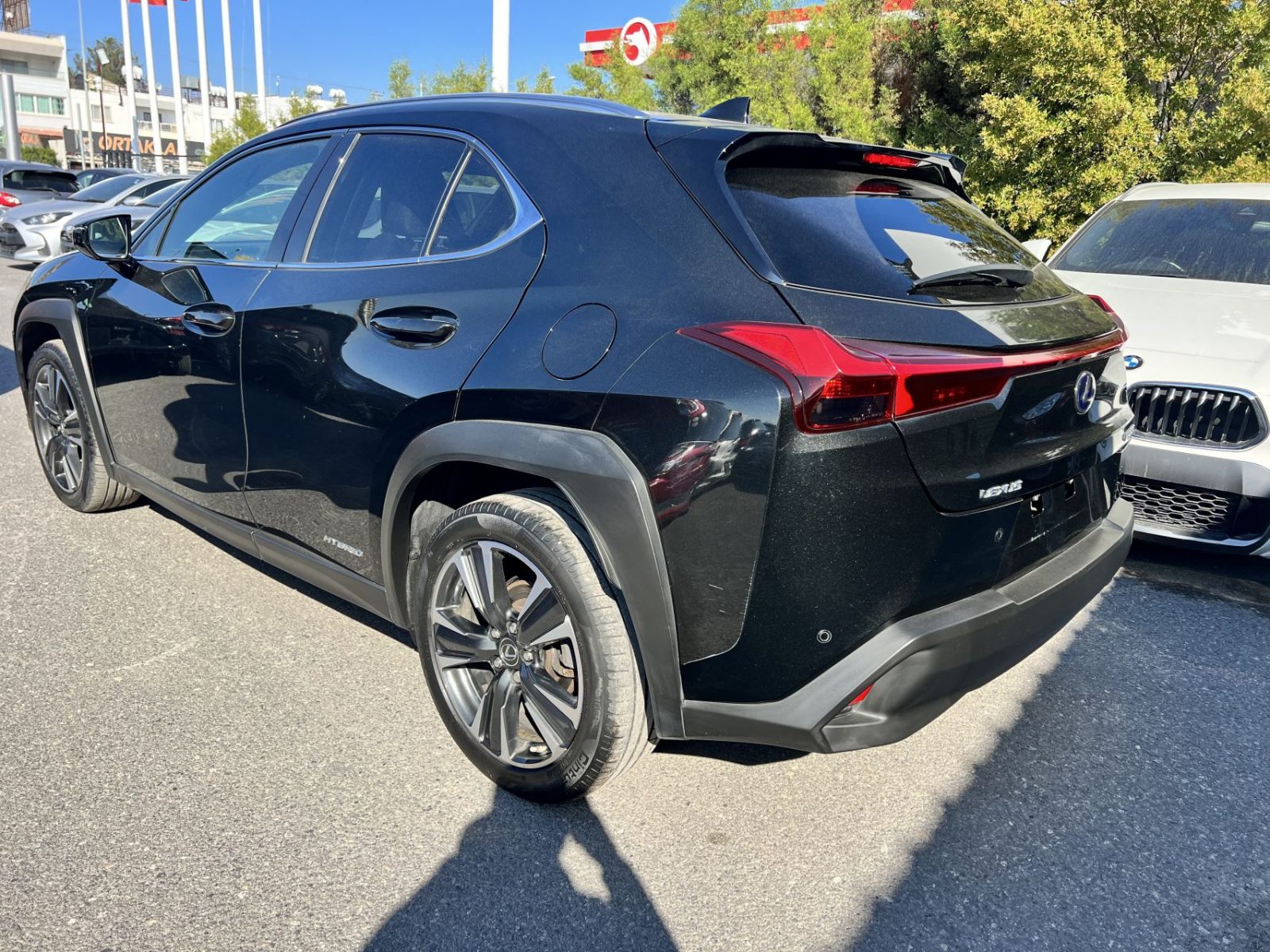 Lexus Ux - fotoğraf 4